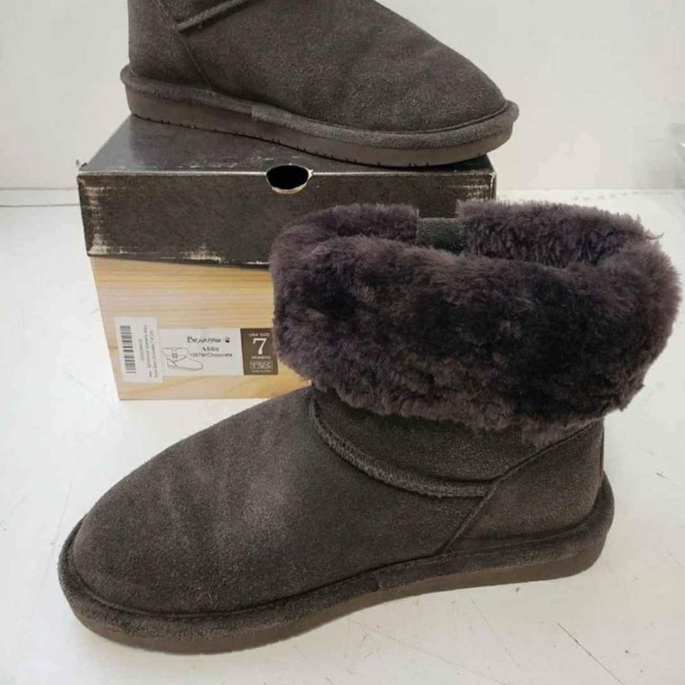 Bearpaw Abby 1257 W/chocolate USA Size 7 M